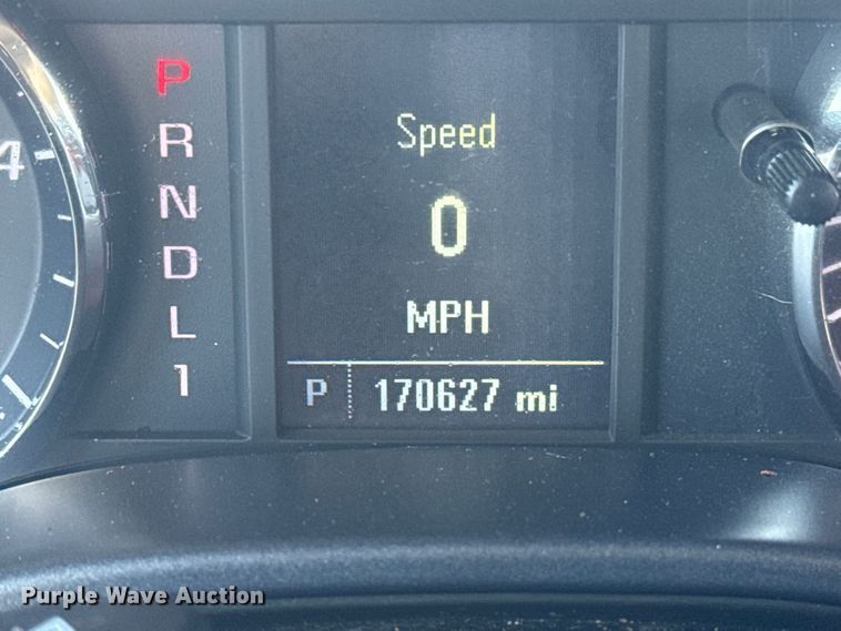 image for item EG1743 2019 International CV515 flatbed truck