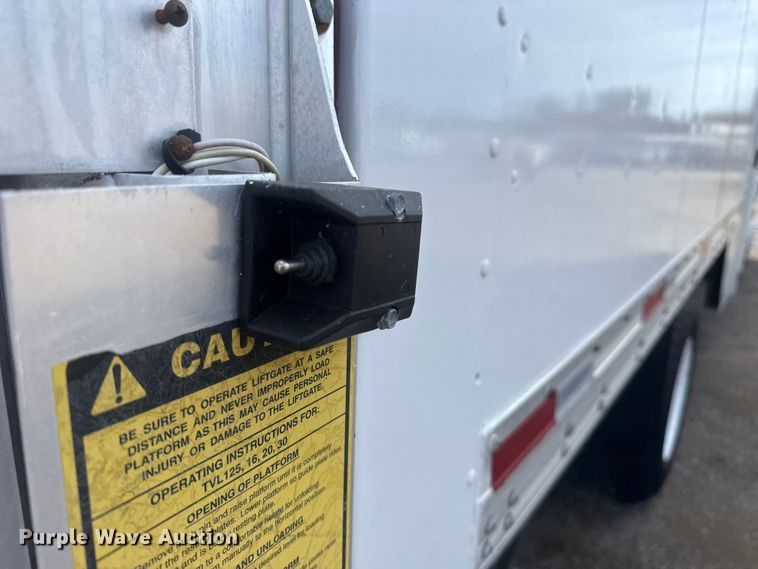 image for item EG1746 2014 Freightliner Business Class M2 box truck