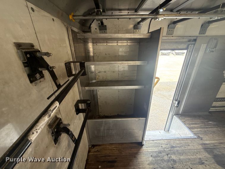 image for item EG1746 2014 Freightliner Business Class M2 box truck