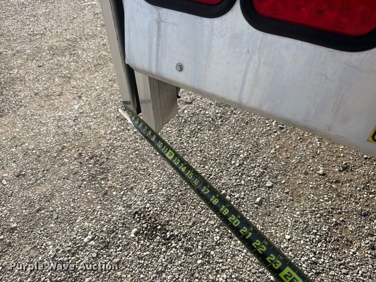 image for item EG1746 2014 Freightliner Business Class M2 box truck