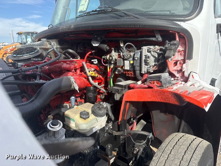 image for item EG1746 2014 Freightliner Business Class M2 box truck