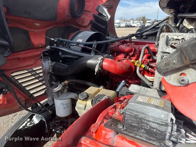 image for item EG1746 2014 Freightliner Business Class M2 box truck