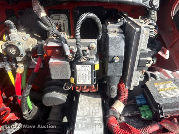 image for item EG1746 2014 Freightliner Business Class M2 box truck