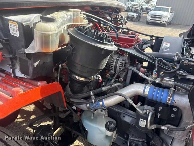 image for item EG1746 2014 Freightliner Business Class M2 box truck