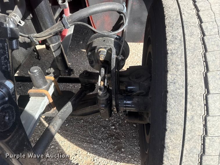 image for item EG1746 2014 Freightliner Business Class M2 box truck