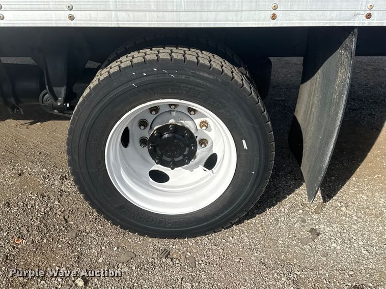 image for item EG1746 2014 Freightliner Business Class M2 box truck