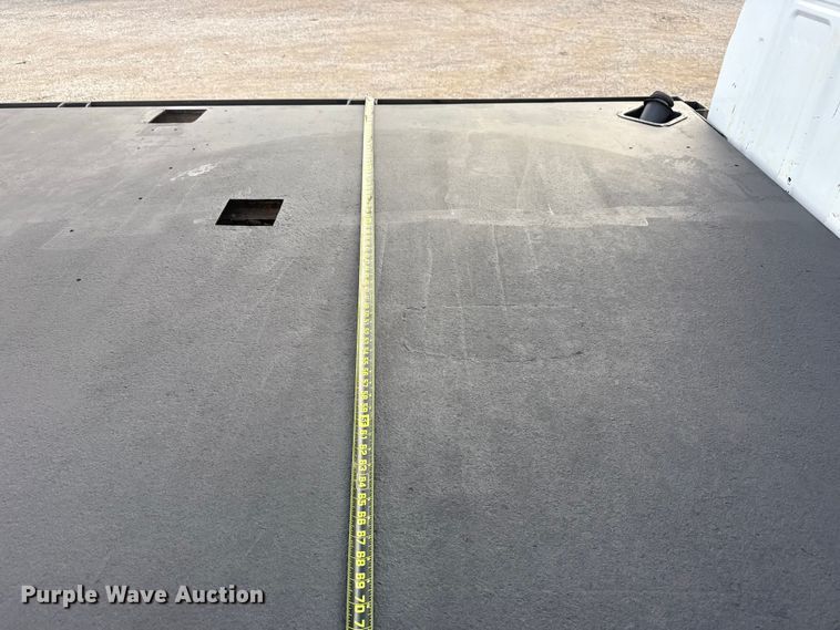 image for item EG1750 1994 Ford F350 XL flatbed pickup truck