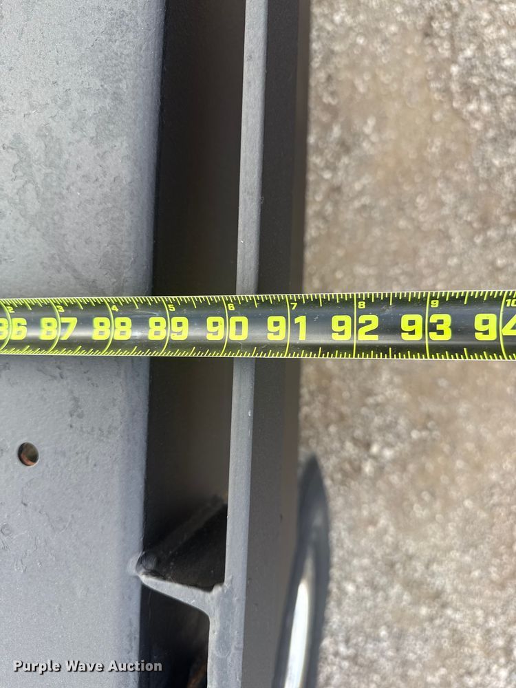 image for item EG1750 1994 Ford F350 XL flatbed pickup truck