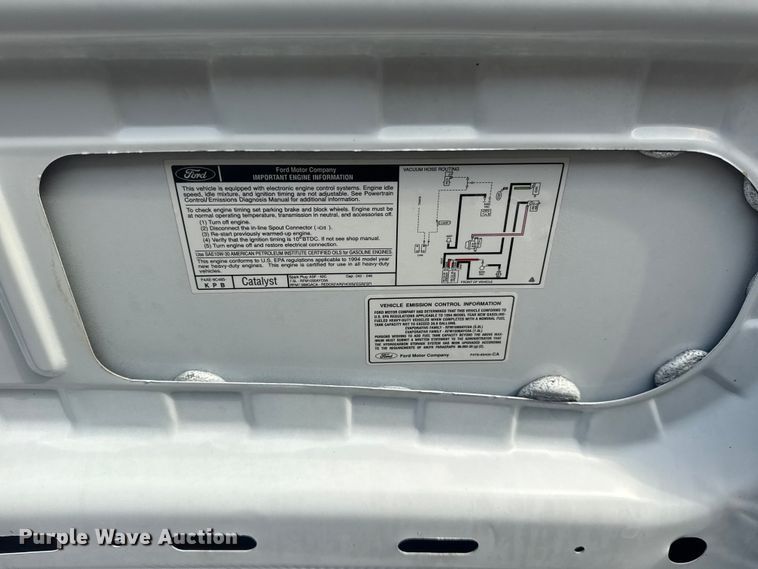 image for item EG1750 1994 Ford F350 XL flatbed pickup truck