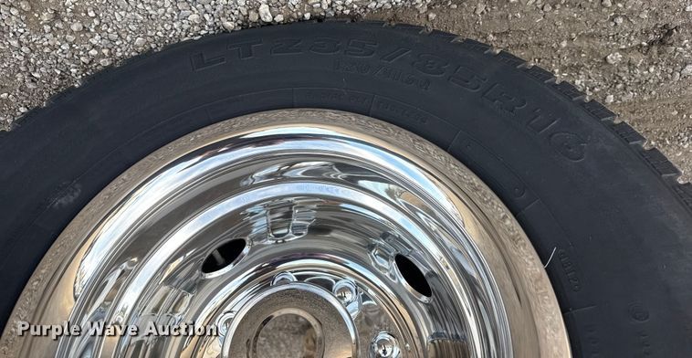 image for item EG1750 1994 Ford F350 XL flatbed pickup truck