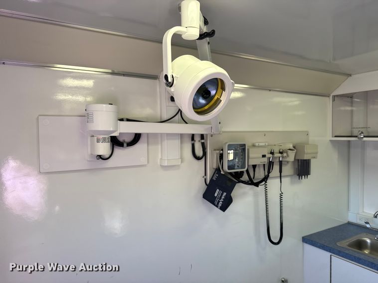 image for item EG1755 2011 Ford E450 medical exam van