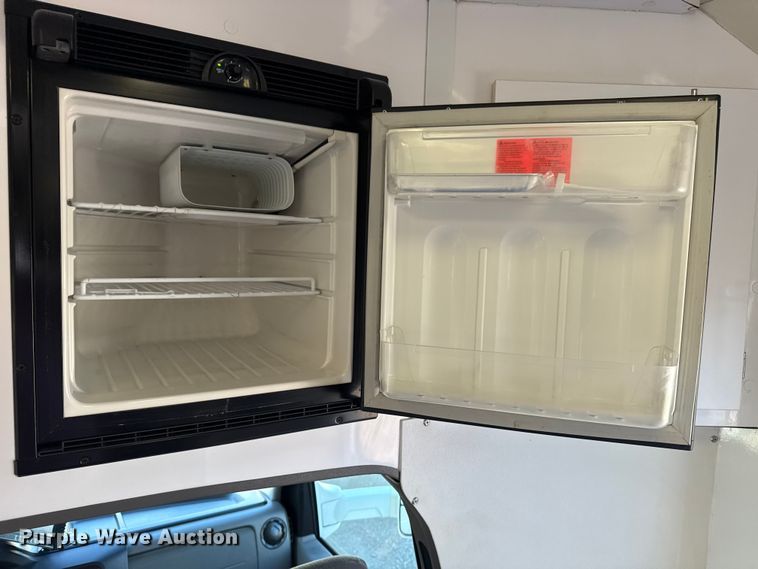 image for item EG1755 2011 Ford E450 medical exam van