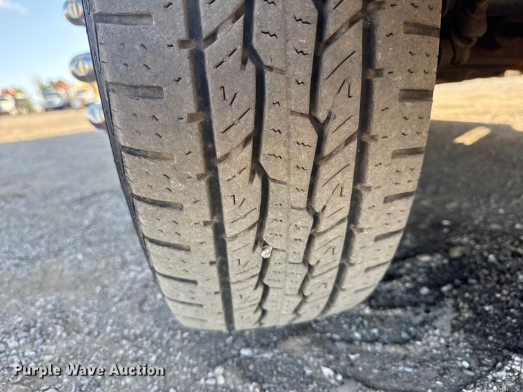 image for item EG1755 2011 Ford E450 medical exam van