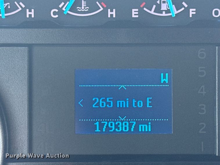 image for item EG1758 2019 Ford F550 Super Duty XL pickup truck cab and chassis