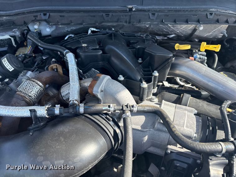 image for item EG1758 2019 Ford F550 Super Duty XL pickup truck cab and chassis