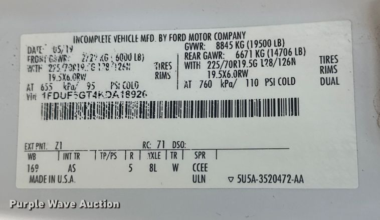 image for item EG1758 2019 Ford F550 Super Duty XL pickup truck cab and chassis