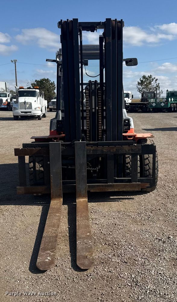 image for item EG1759 2002 Toyota 7FDAU50 forklift