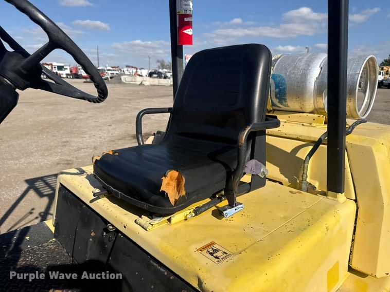 image for item EG1760 1999 Hyster H80XL forklift