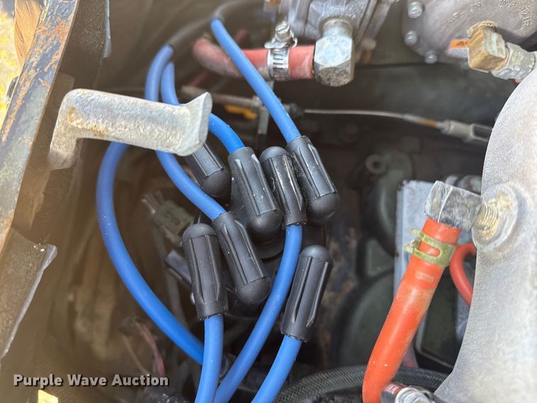 image for item EG1760 1999 Hyster H80XL forklift