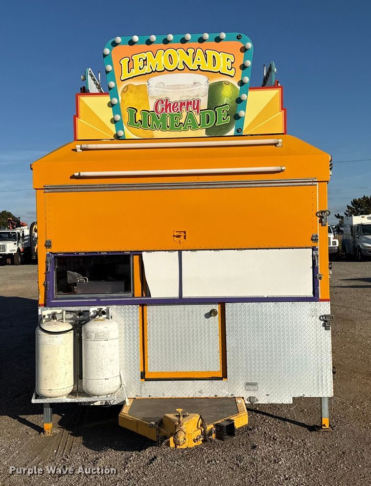 image for item EG1766 2006 Show Me Fabrication Inc. concession trailer