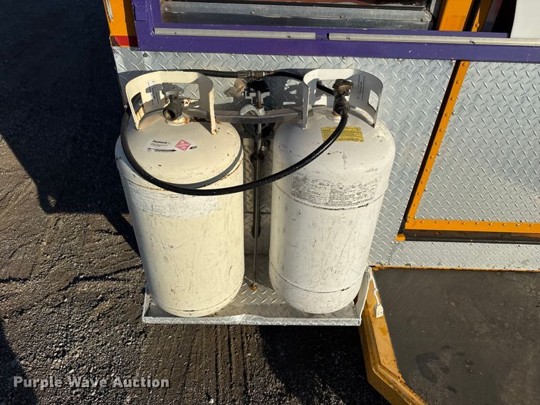 image for item EG1766 2006 Show Me Fabrication Inc. concession trailer