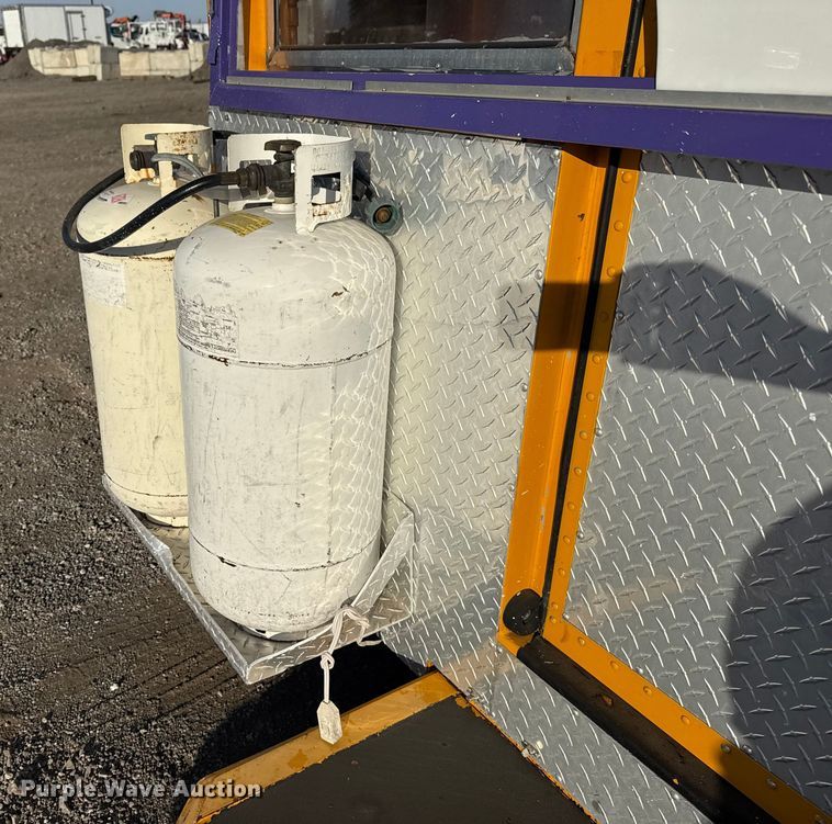 image for item EG1766 2006 Show Me Fabrication Inc. concession trailer