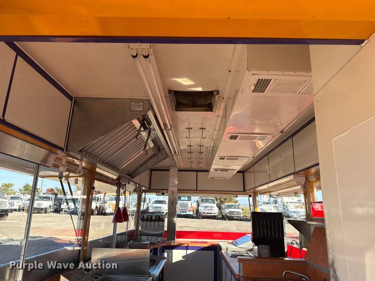 image for item EG1766 2006 Show Me Fabrication Inc. concession trailer