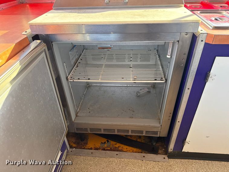 image for item EG1766 2006 Show Me Fabrication Inc. concession trailer