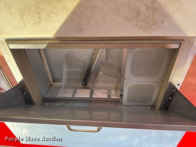 image for item EG1766 2006 Show Me Fabrication Inc. concession trailer