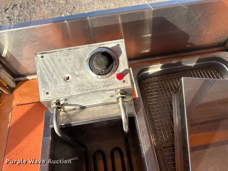 image for item EG1766 2006 Show Me Fabrication Inc. concession trailer