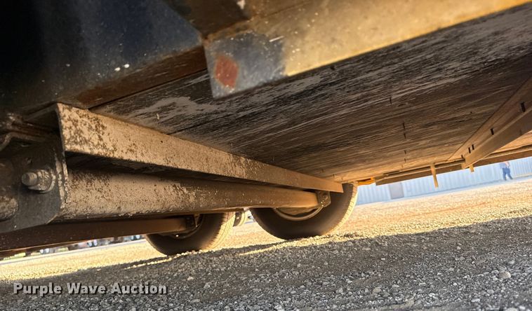 image for item EG1766 2006 Show Me Fabrication Inc. concession trailer