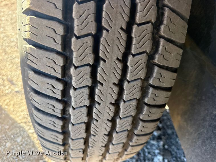 image for item EG1766 2006 Show Me Fabrication Inc. concession trailer