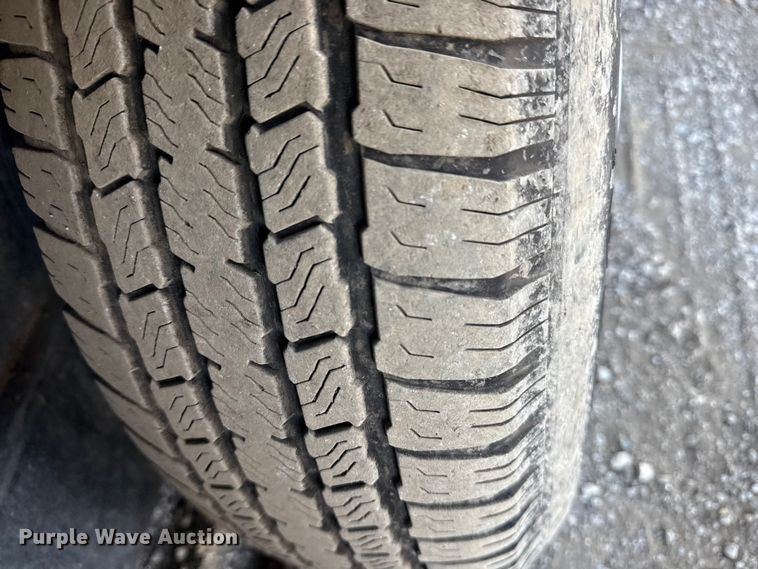 image for item EG1766 2006 Show Me Fabrication Inc. concession trailer