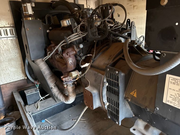 image for item EG1767 2012 Chevrolet Express box truck