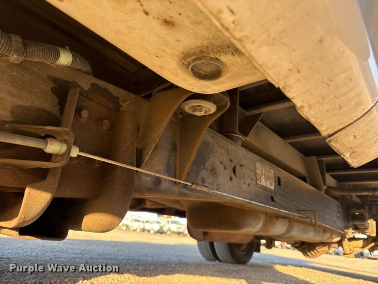 image for item EG1767 2012 Chevrolet Express box truck