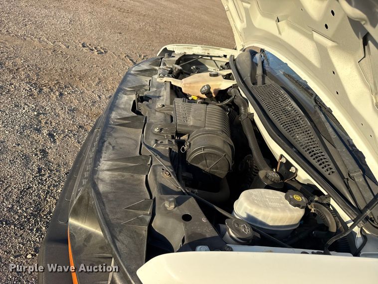 image for item EG1767 2012 Chevrolet Express box truck