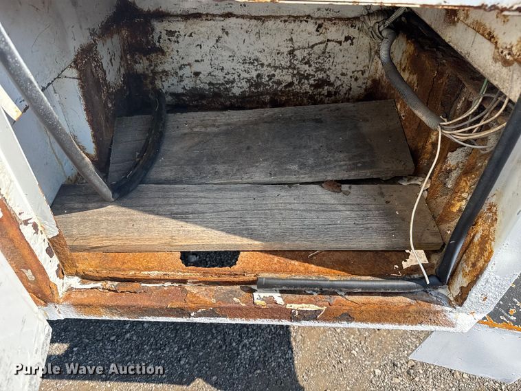 image for item EG6095 2007 Ford F550 Super Duty utility / service truck