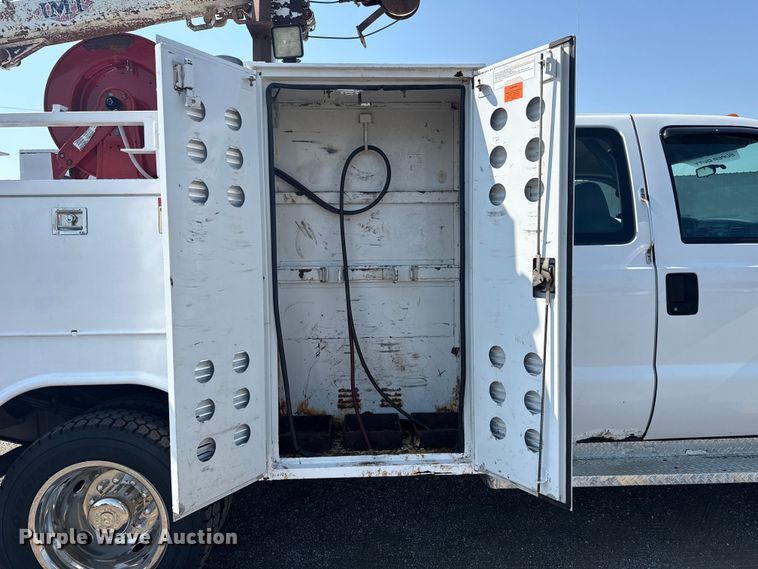 image for item EG6095 2007 Ford F550 Super Duty utility / service truck