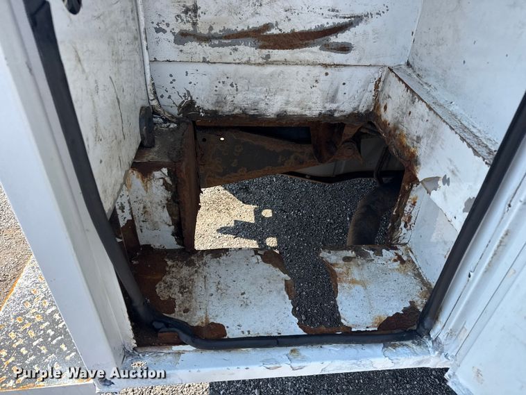 image for item EG6095 2007 Ford F550 Super Duty utility / service truck