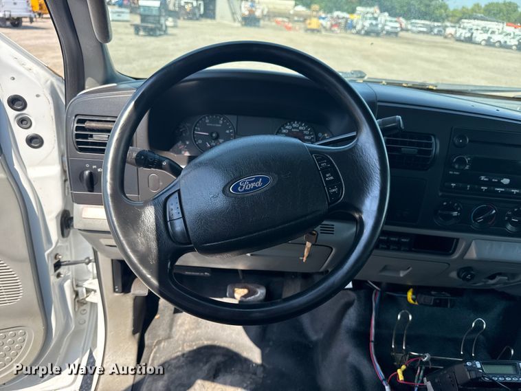 image for item EG6095 2007 Ford F550 Super Duty utility / service truck