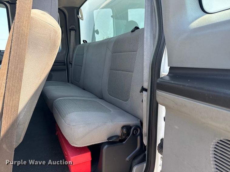 image for item EG6095 2007 Ford F550 Super Duty utility / service truck