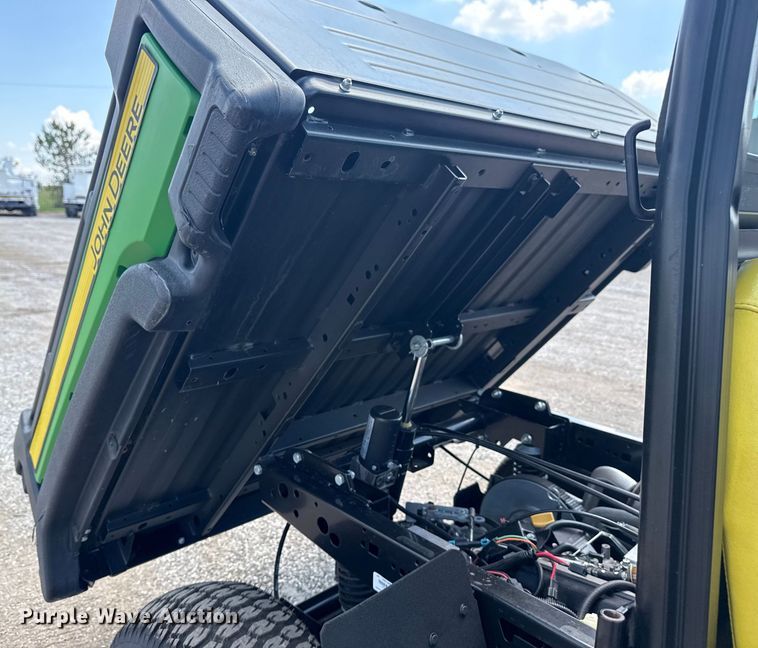 image for item EG6136 2018 John Deere Gator HPX615E utility vehicle