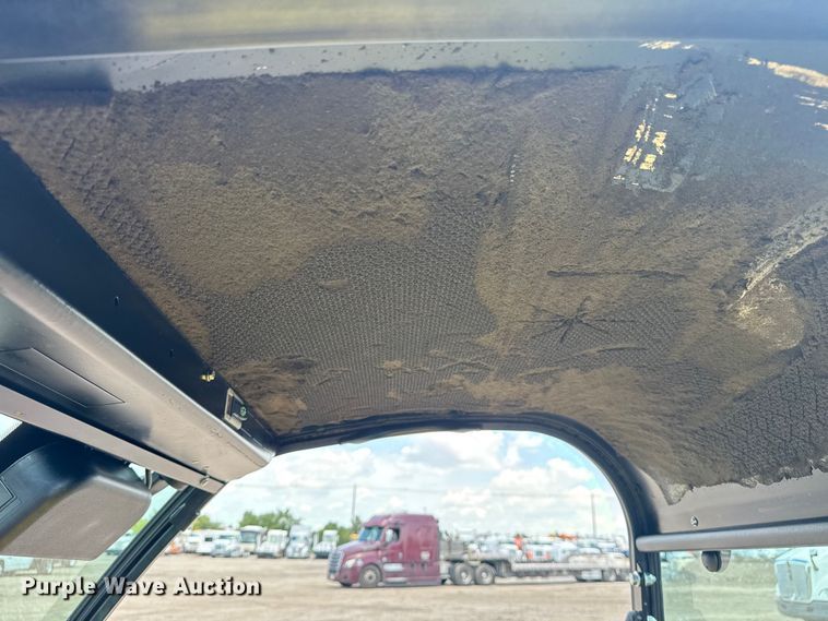 image for item EG6136 2018 John Deere Gator HPX615E utility vehicle