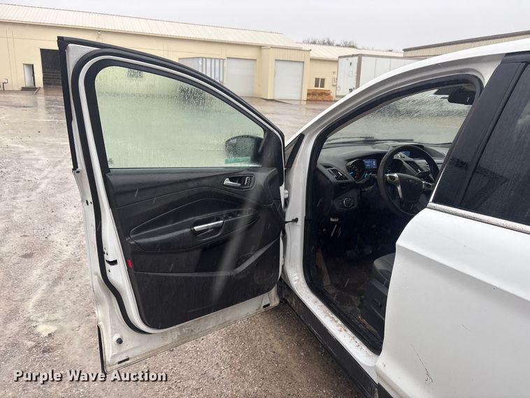 image for item EG8298 2015 Ford Escape SUV