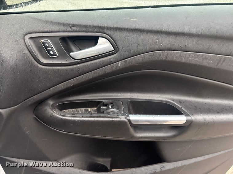 image for item EG8298 2015 Ford Escape SUV