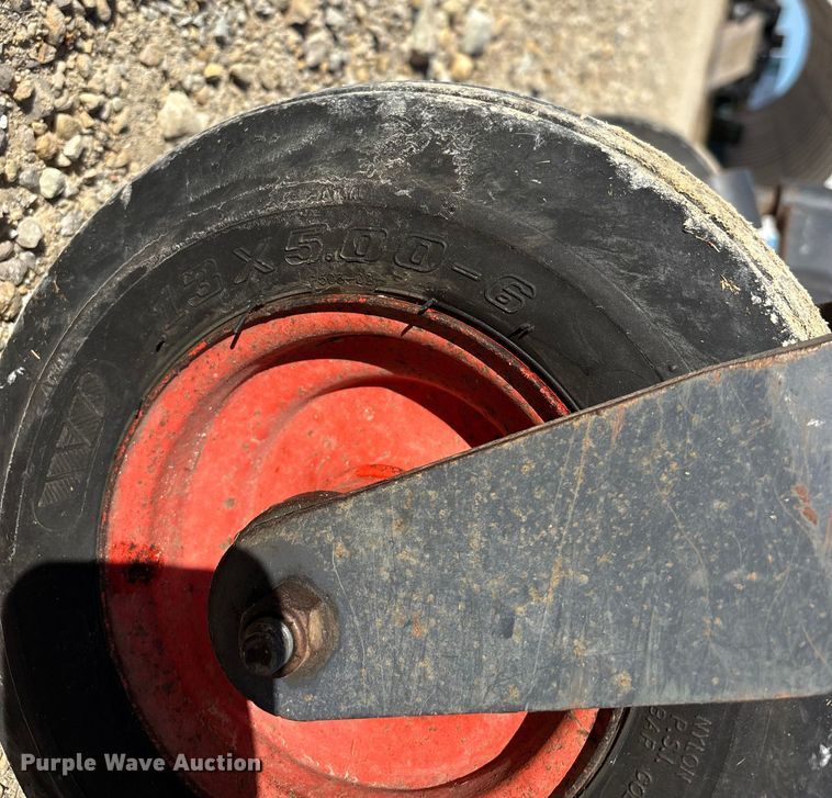 image for item EJ7722 Kubota ZG227A ZTR lawn mower