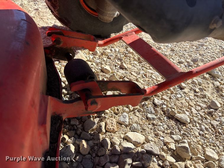 image for item EJ7723 Kubota BX2200D MFWD tractor