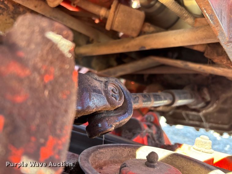 image for item EJ7723 Kubota BX2200D MFWD tractor