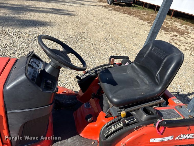 image for item EJ7723 Kubota BX2200D MFWD tractor