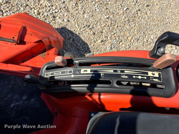 image for item EJ7723 Kubota BX2200D MFWD tractor